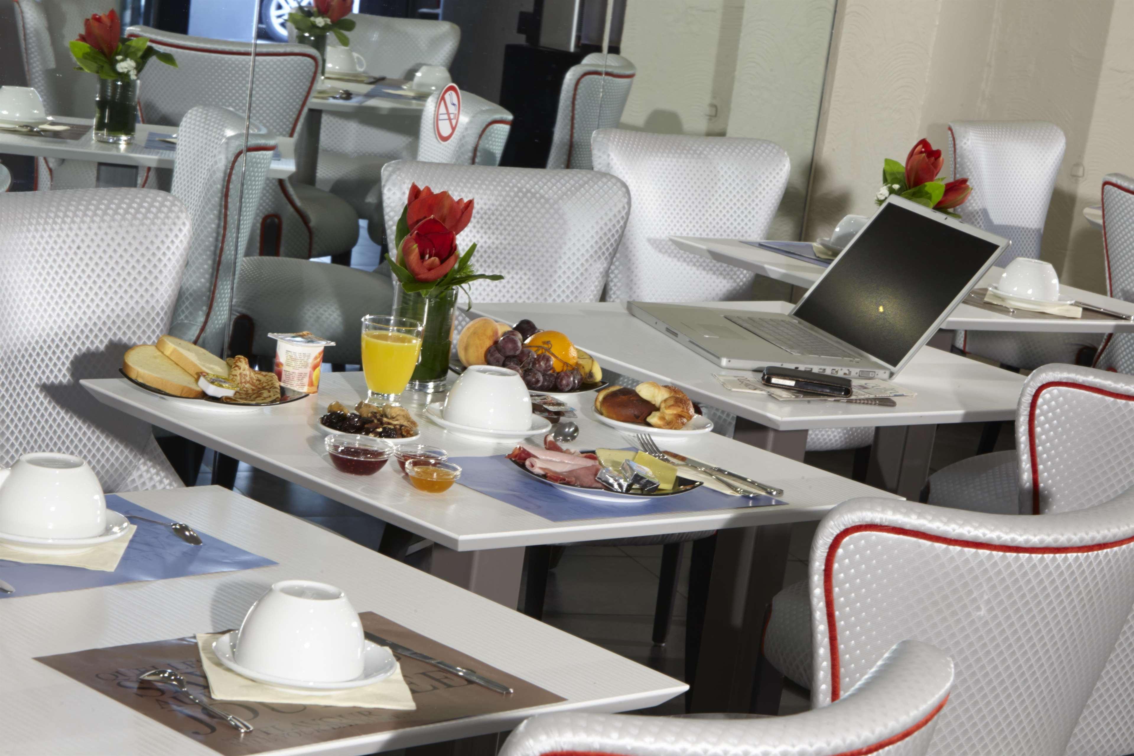 Kyriad Centre Paradis-prefecture Hotel