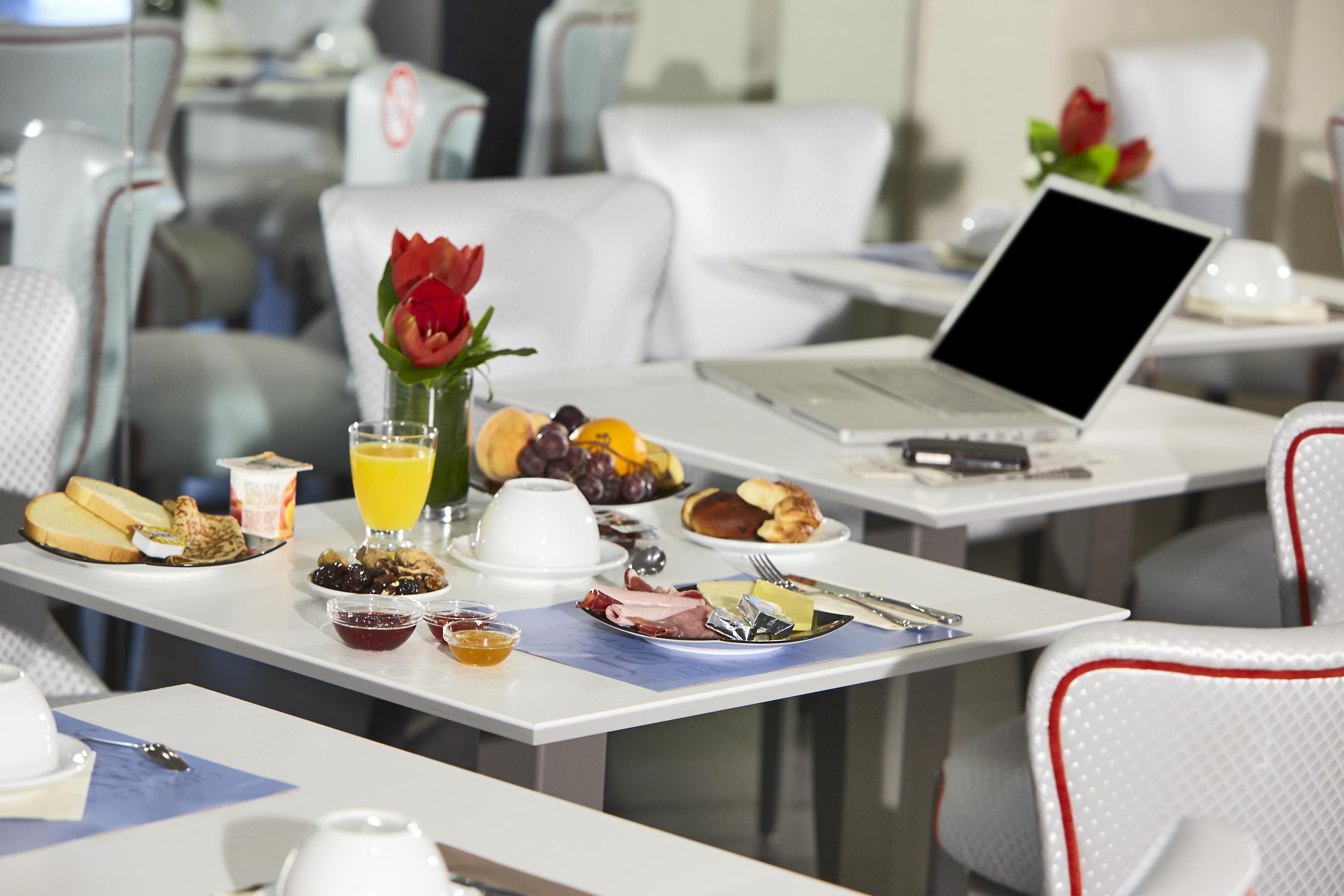 Kyriad Centre Paradis-prefecture 3*