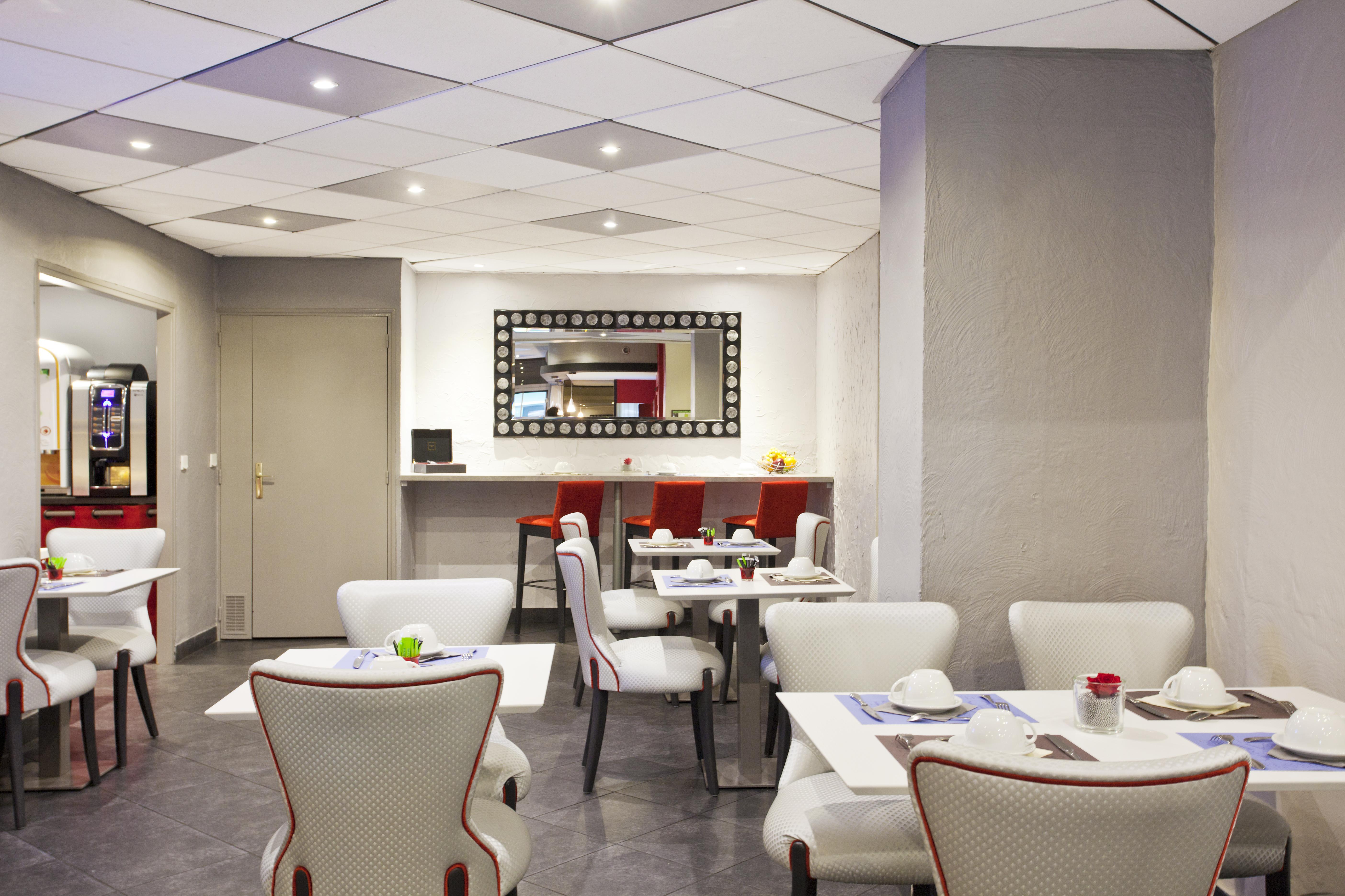 Kyriad Centre Paradis-prefecture 3* Marseille